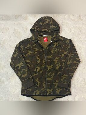 Nike Tech Fleece Camo Hoodie Mens Size Large Full Zip Rare 694004-355 Sportswear